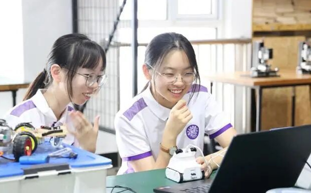 建造先行者多舉措構建大科學教育新格局打造科學教育新標桿 建造先行者多舉措構建大科學教育新格局打造科學教育新標桿