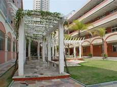 2、She will act as my guide tomorrow