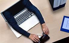 上中學(xué)時被學(xué)校要求讀一些課外書